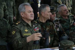 Rusijos ir JAV gynybos ministrai surengė retas telefonines derybas