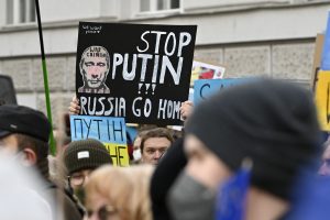 Rusijos puolimas kelia susirūpinimą dėl naujos „geležinės uždangos“ Europoje