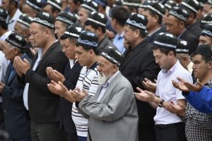 Pirmasis Uzbekistano prezidentas palaidotas pagal musulmonų papročius