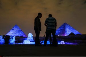 JAV politikas: Egipto piramidės buvo grūdų saugyklos, o ne faraonų kapai