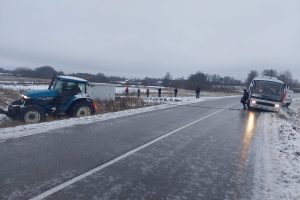 Dėl eismo sąlygų – perspėjimai