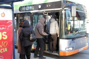 Autobuse – nemaloni ukrainietės patirtis: pabėgėlė sulaukė vairuotojo pamokslo