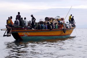 Viktorijos ežere nuskendo keleivinis keltas