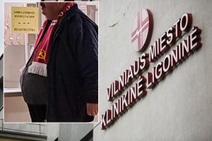 Seimo narė Vilniaus ligoninėje užfiksavo sovietinę atributiką dėvintį vyrą: sukelia visokių minčių