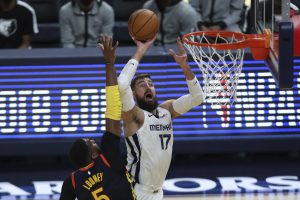 J. Valančiūnas ir „Grizzlies“ žengė į NBA atkrintamąsias