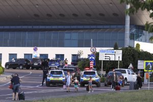 Kišiniovo oro uoste du žmones nušovęs tadžikas mirė