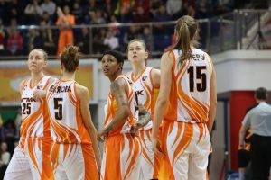 Jekaterinburgo ekipa iškopė į Eurolygos moterų krepšinio turnyro finalo ketvertą
