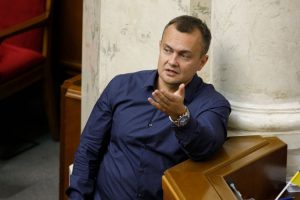 Ukrainos parlamentaro namuose atlikta krata įtarus, kad jis keliavo asmeniniais tikslais