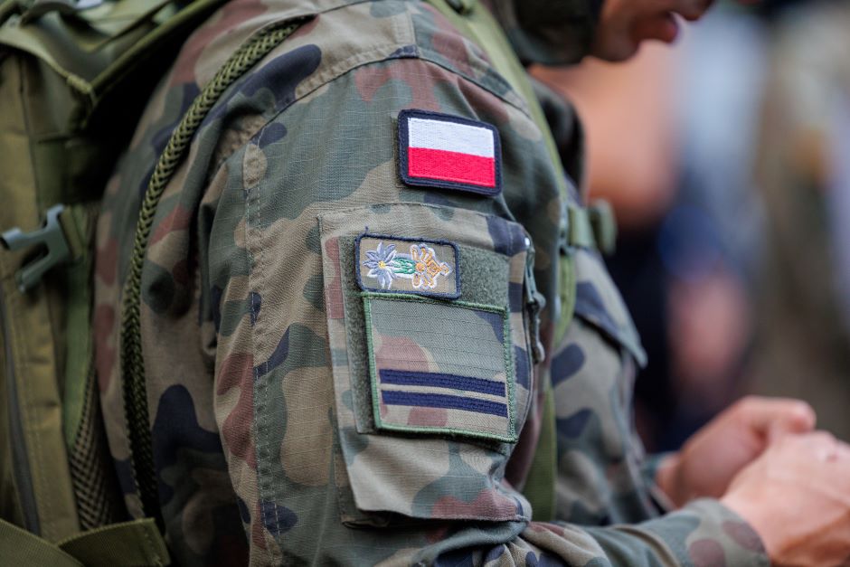Polska i Czechy przedłużają kontrole graniczne ze Słowacją do listopada