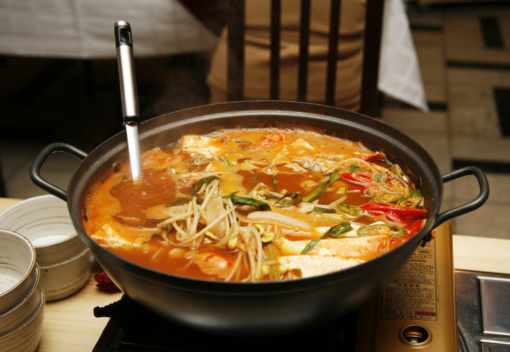 Рецепт корейского супа с говядиной: приготовление и особенности
