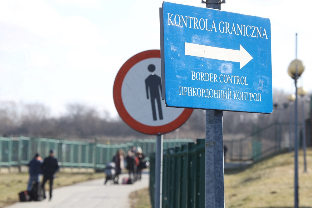 Polska utworzy na granicy ośrodki recepcyjne dla uchodźców ukraińskich