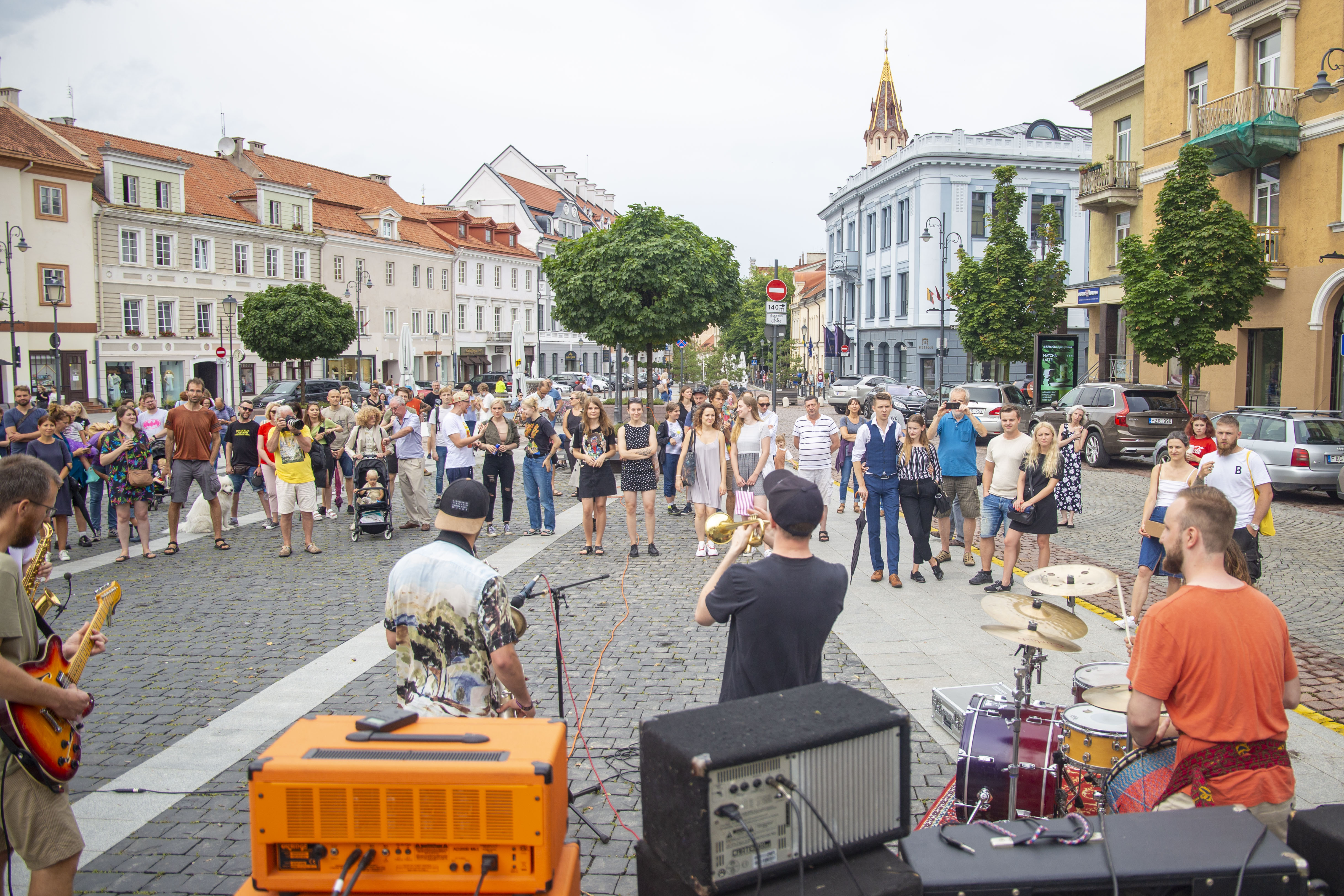 Gatemusikkdagen vil bli spilt i byer og tettsteder for syttende gang