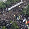Palaidotas per sraigtasparnio katastrofą žuvęs Irano prezidentas E. Raisi