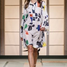 Paryžiaus mados savaitėje – japonų elegancija dvelkianti „H&M Studio“ kolekcija