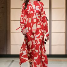 Paryžiaus mados savaitėje – japonų elegancija dvelkianti „H&M Studio“ kolekcija