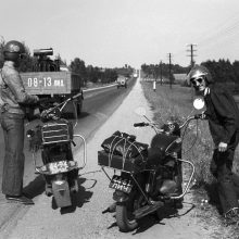 Prisiminimai: nors vėliau pasirinko fotoaparatą, laiko ant motociklo R.Požerskis niekada nesigailėjo.