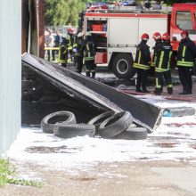 Kaune užsidegė komercinės patalpos: evakuoti darbuotojai