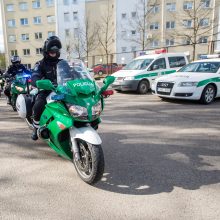 Policininkai balnoja plieninius „žirgus“: mieste ir rajone – reidai
