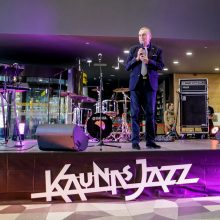 „Kaunas Jazz“ startavo koncertu autobusų stotyje