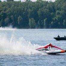 F2 vandens formulių lenktynės: E. Riabko aplenkė tik italas 