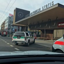 Kas melagingai pranešė apie sprogmenį Kauno stotyje?