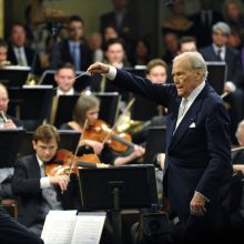 Mirė garsiojo Vienos orkestro dirigentas G. Pretre'as