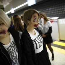 Tokijuje per Heloviną žygiavo negyvėlių armija