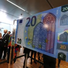 Frankfurte pristatytas naujas 20 eurų banknotas