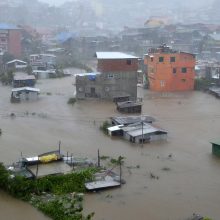Filipinuose taifūnas „Koppu“ nusinešė mažiausiai 16 žmonių gyvybių