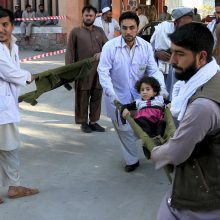 Stiprus žemės drebėjimas supurtė Afganistaną, Indiją ir Pakistaną