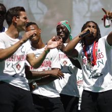 Tūkstančiai portugalų pasitiko „Euro 2016“ čempionus