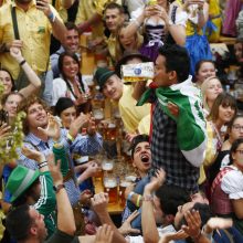 Į tradicinį alaus festivalį „Oktoberfest“ Miunchene – tik praėjus patikrą