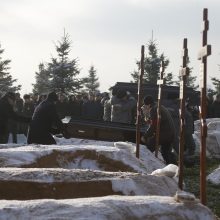 48 Rusijos lėktuvo katastrofos aukų palaikai palaidoti karių kapinėse