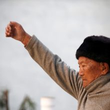 85 metų nepalietis nori atgauti seniausio į Everestą įkopusio žmogaus titulą