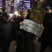 Maskvoje per kontroversiško filmo premjerą sulaikyti protestuotojai