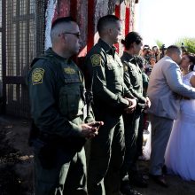 Meilė be sienų: tarptautinės santuokos JAV ir Meksikos pasienyje