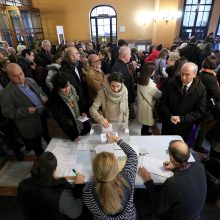 Katalonai balsuoja lemiamuose rinkimuose