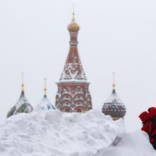 Maskvoje dėl didžiulės pūgos vėluoja skrydžiai, vaikams leista neiti į mokyklas