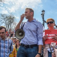 „Jis mums ne caras“: rusai protestuoja prieš V. Putiną <span style=color:red;>(sulaikyti 1,6 tūkst. žmonių)</span>