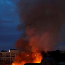Škotijoje didžiulis gaisras nuniokojo prestižinę Glazgo meno mokyklą