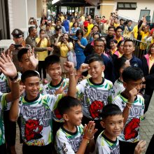 Iš urvo Tailande išgelbėti berniukai: tai stebuklas