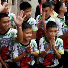 Iš urvo Tailande išgelbėti berniukai išrašyti iš ligoninės