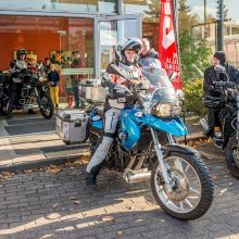 Lietuvos motociklininkų pora išvyko į kelionę aplink pasaulį