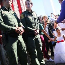 Meilė be sienų: tarptautinės santuokos JAV ir Meksikos pasienyje
