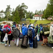 Ketveri metai po A. B. Breiviko atakų: Norvegijos aktyvistai grįžo į Utiojos salą