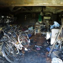 Klaipėdoje naktį gaisro apimtame garaže žuvo vyras ir moteris