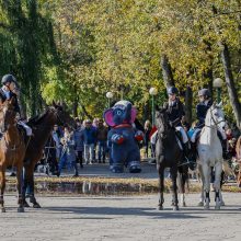 Klaipėdos centre vienuolis šventino gyvūnus ir jų šeimininkus