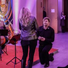 Violončelininkas Karolis Vaičiulis koncerto metu pasipiršo savo mylimajai