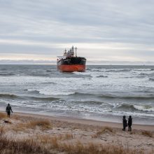 Netoli Klaipėdos uosto ant seklumos užplaukė laivas