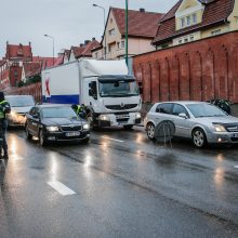 Jaunas vairuotojas bandė sprukti nuo policijos naktinės Klaipėdos gatvėmis
